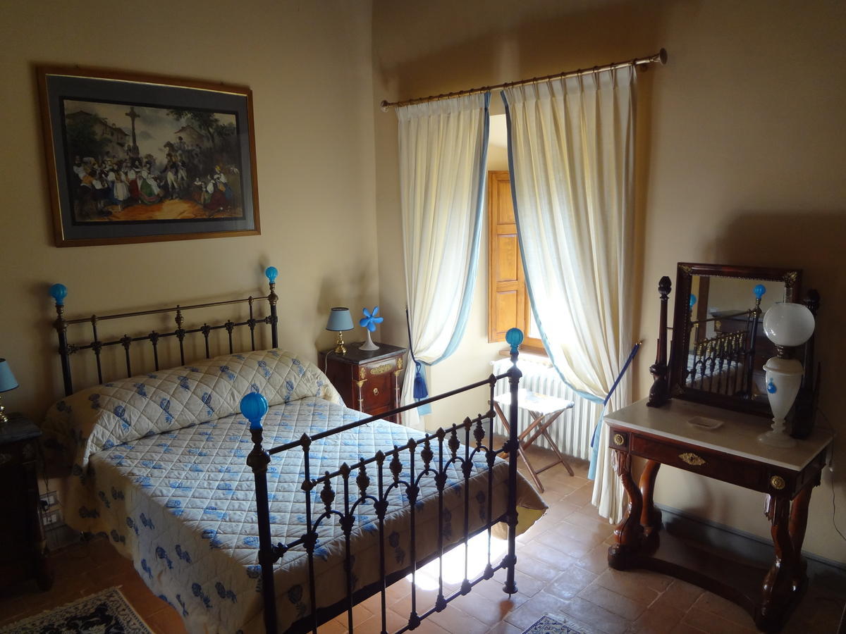 منزل الضيف Carbonesca  في Castello Di Magrano المظهر الخارجي الصورة